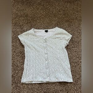 White floral crop top from Target! 🤍